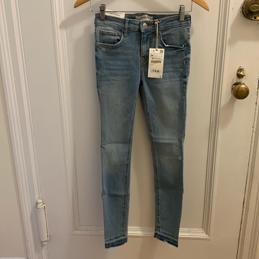 Zara jeans size 2